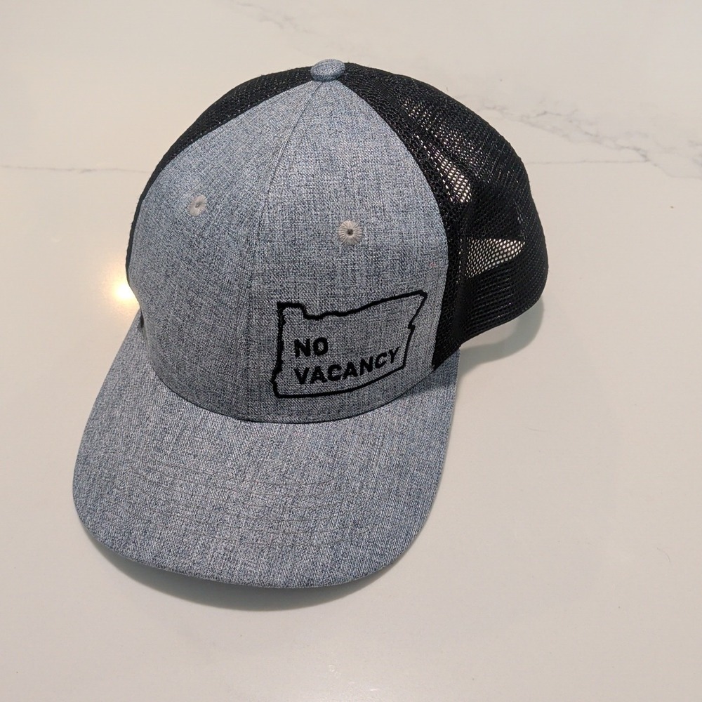 No Vacancy Oregon State Grey/Black Snapback Baseball Hat